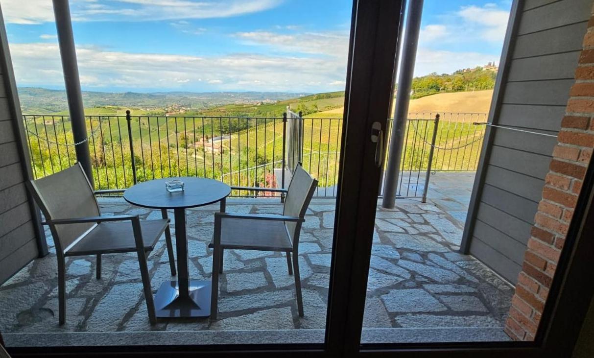 Casa Castella - Adults Only - Langhe Diano dʼAlba Exterior foto